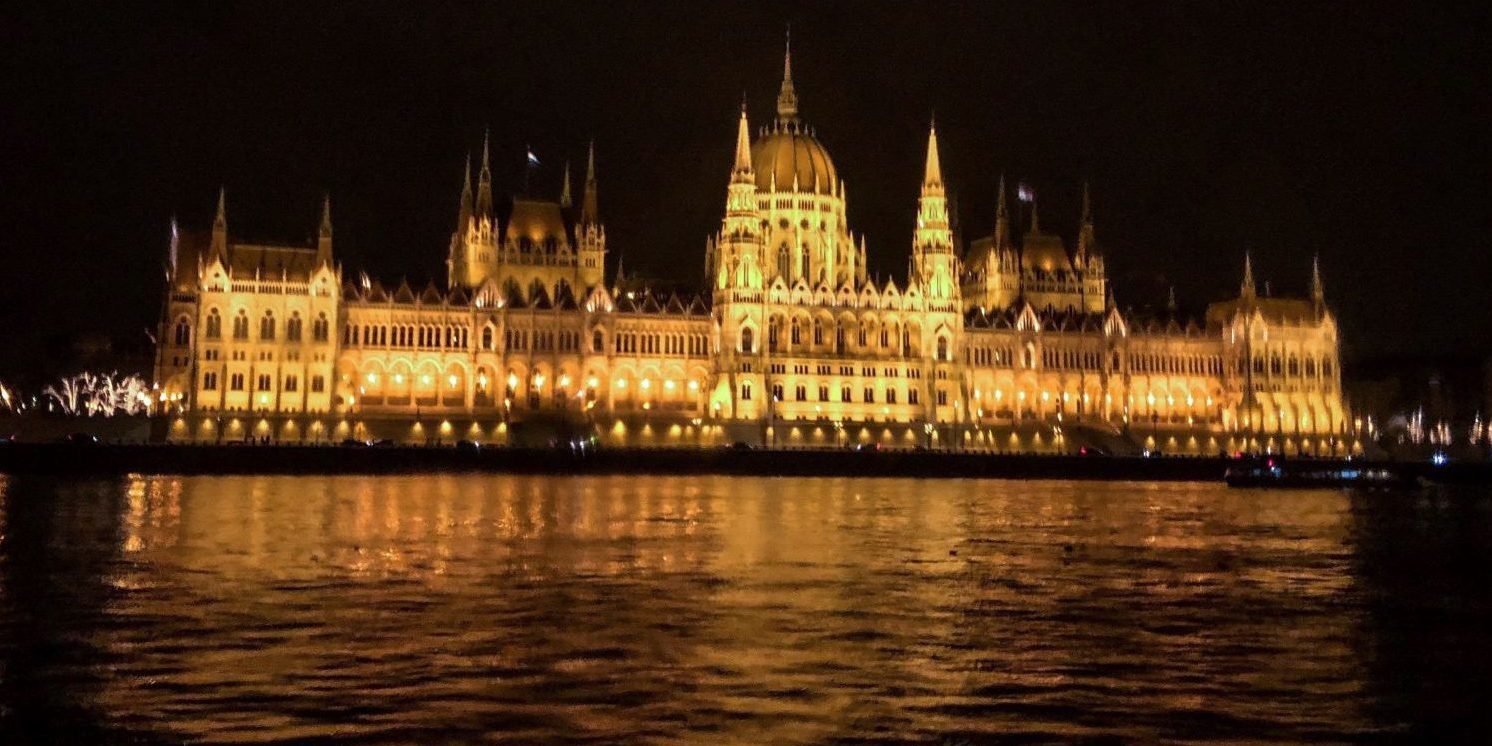 36 Hours in Budapest Parliament