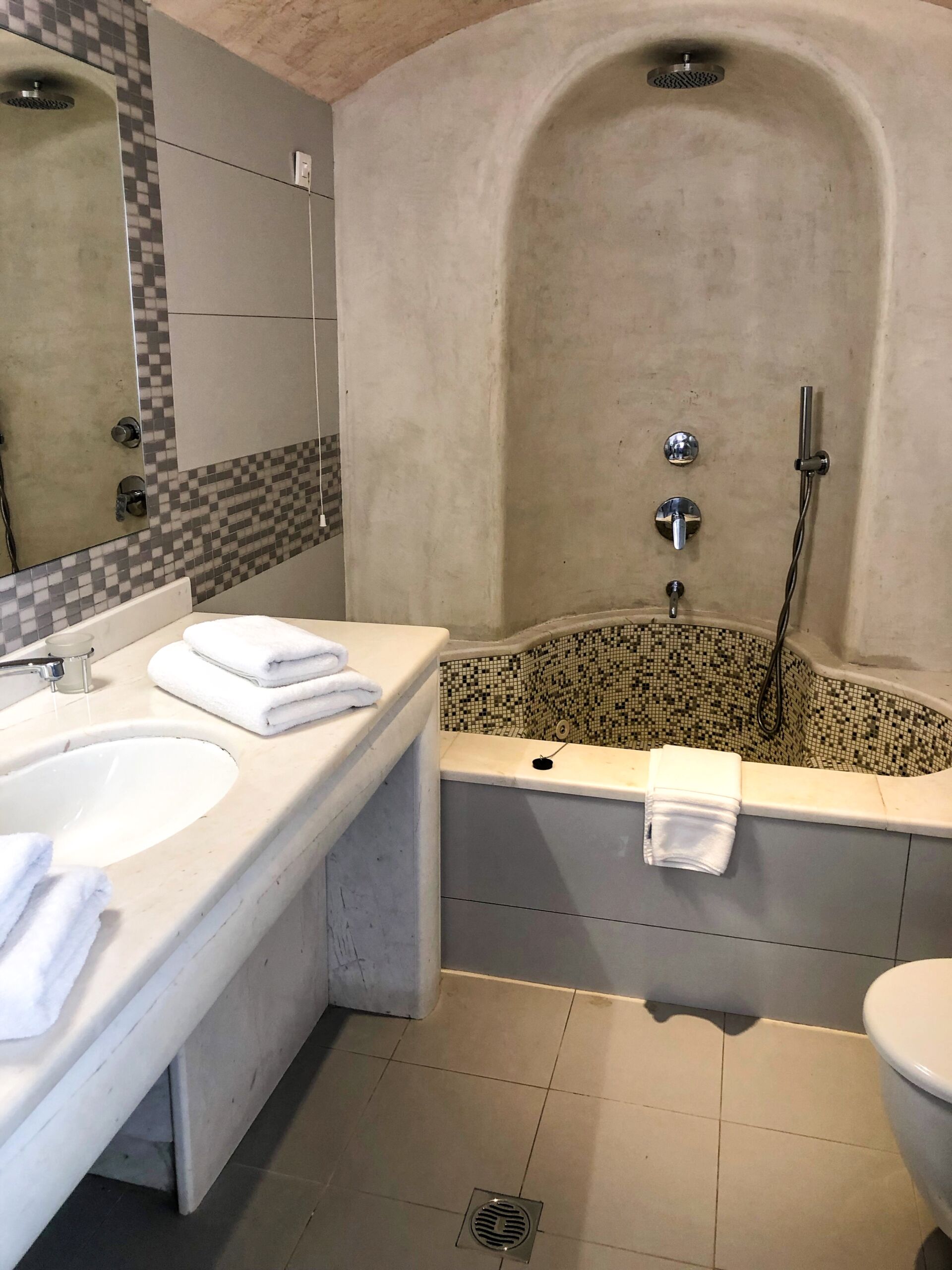 Petit Palace Suites Bathroom Santorini